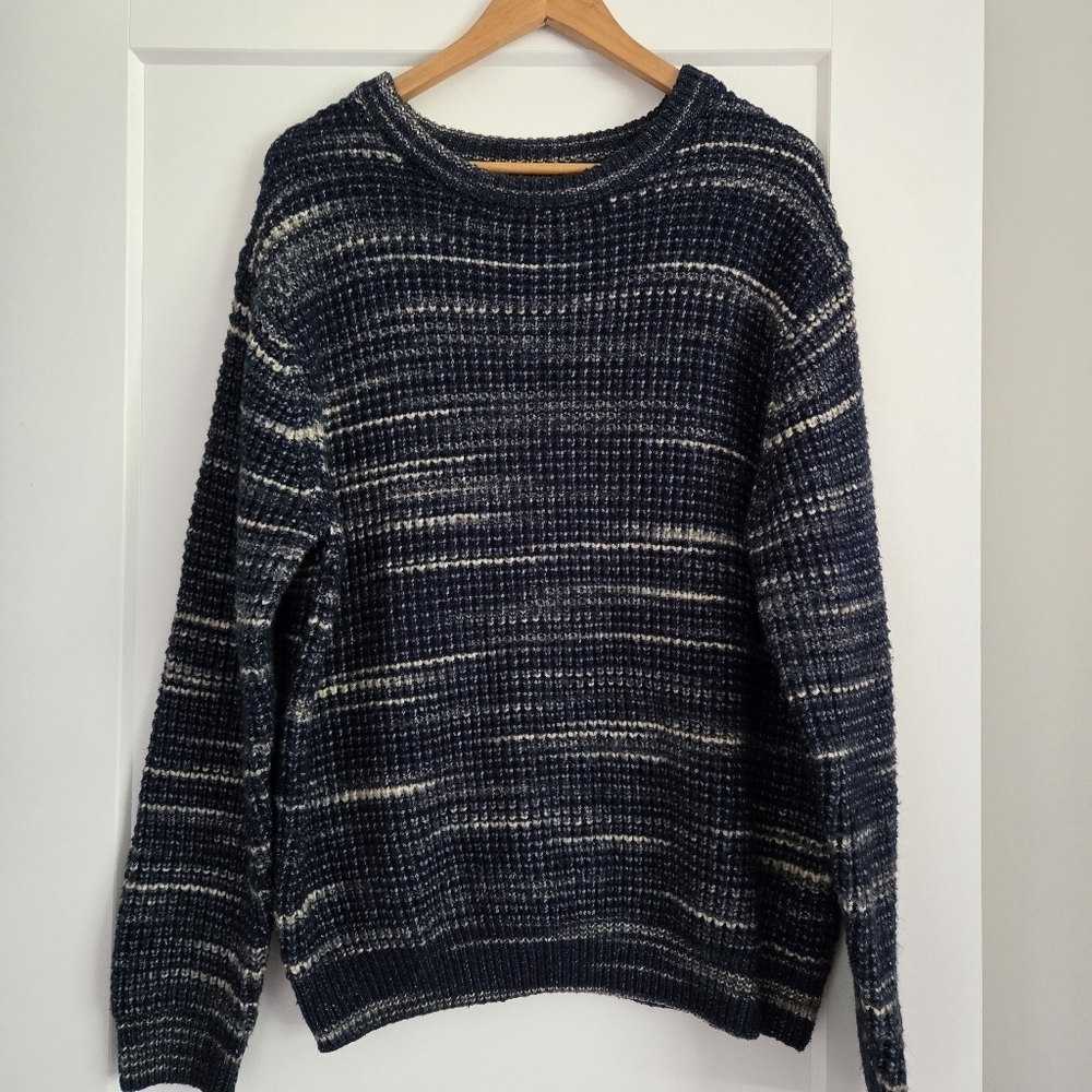 Primark Navy and Cream Knit Men's Large Sweater